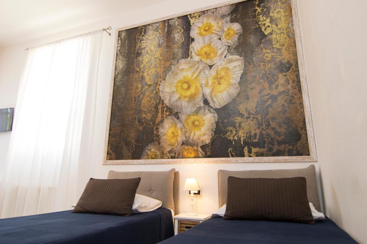 B&B 7 Rooms Пиза Экстерьер фото